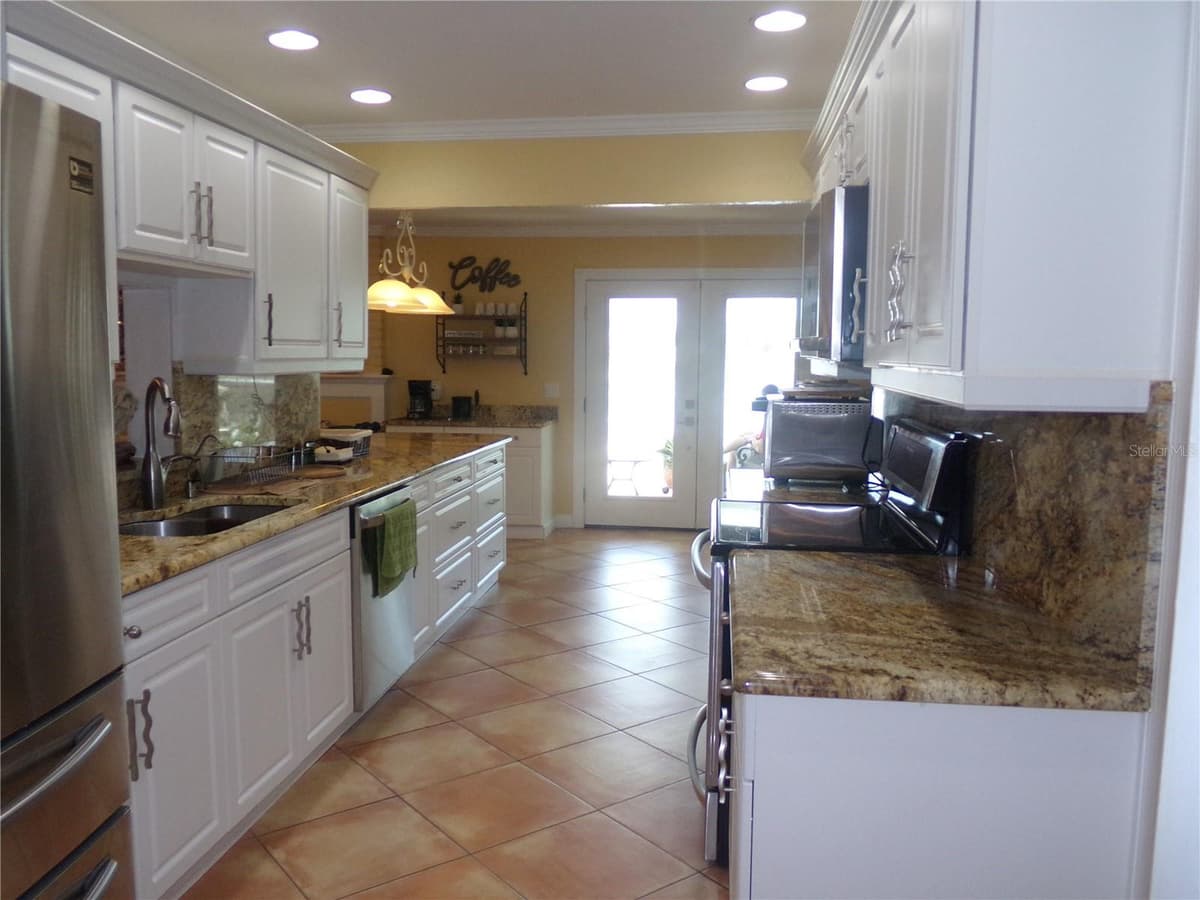 9312 KINGSTON ROAD — photo 45 of 88