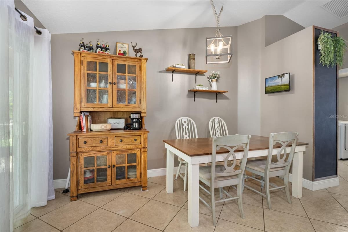 981 LAUREL OAKS LANE — photo 10 of 26