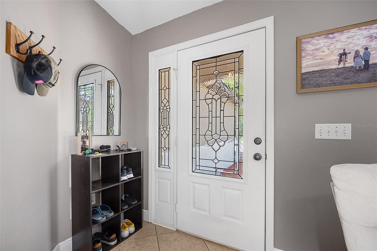 981 LAUREL OAKS LANE — photo 3 of 26