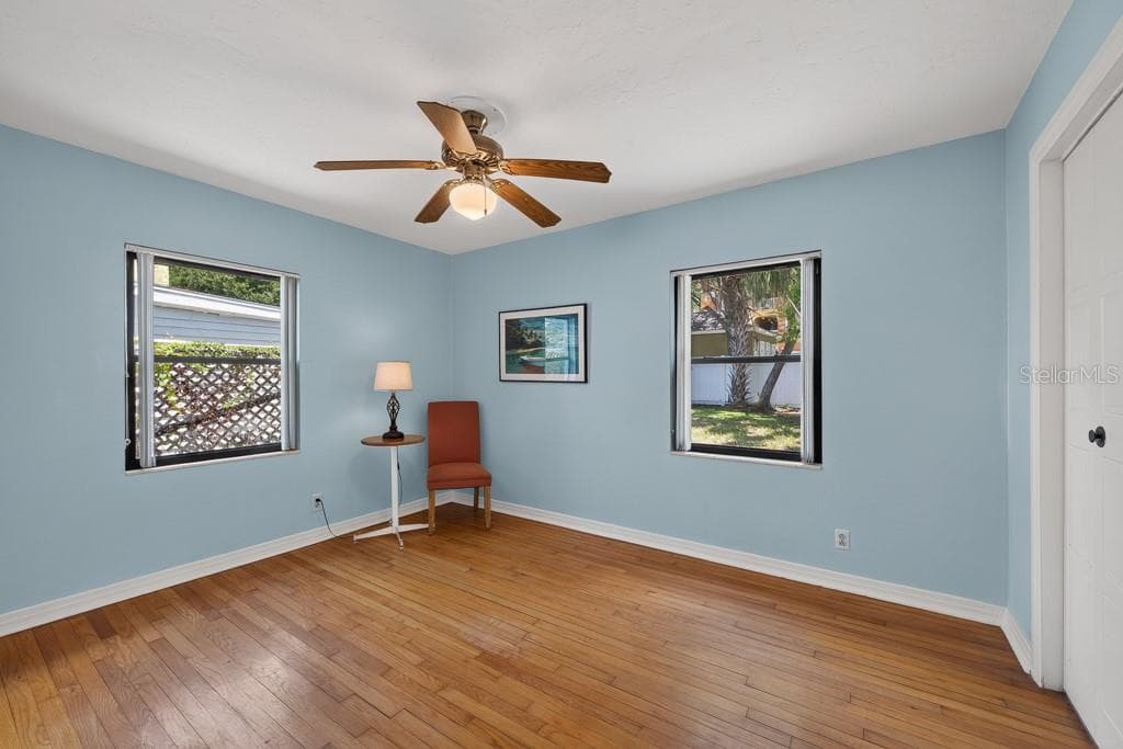 4306 GRADY AVENUE — photo 22 of 49