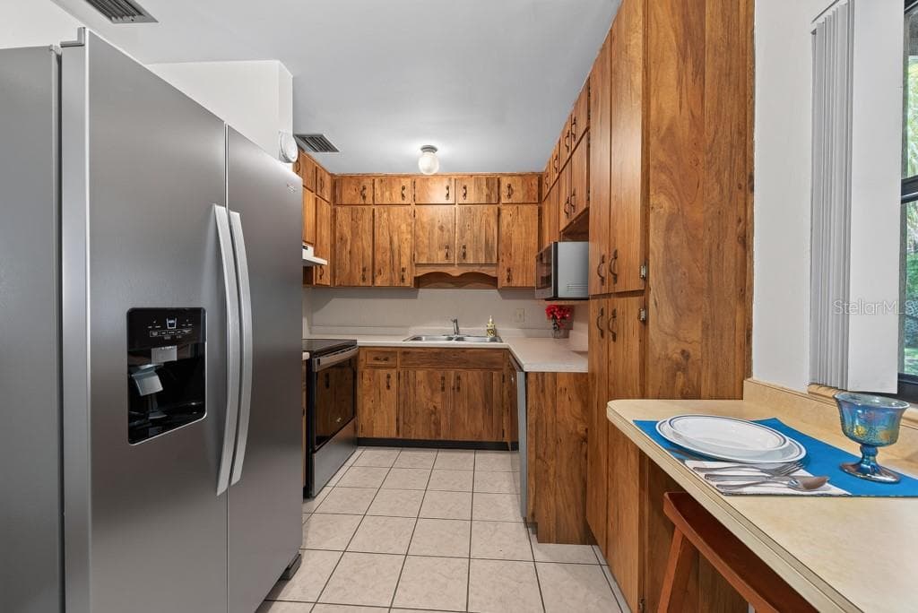 4306 GRADY AVENUE — photo 14 of 49