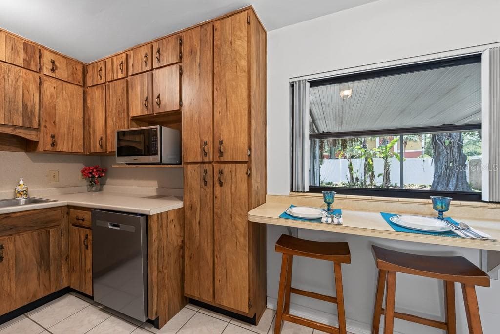 4306 GRADY AVENUE — photo 19 of 49