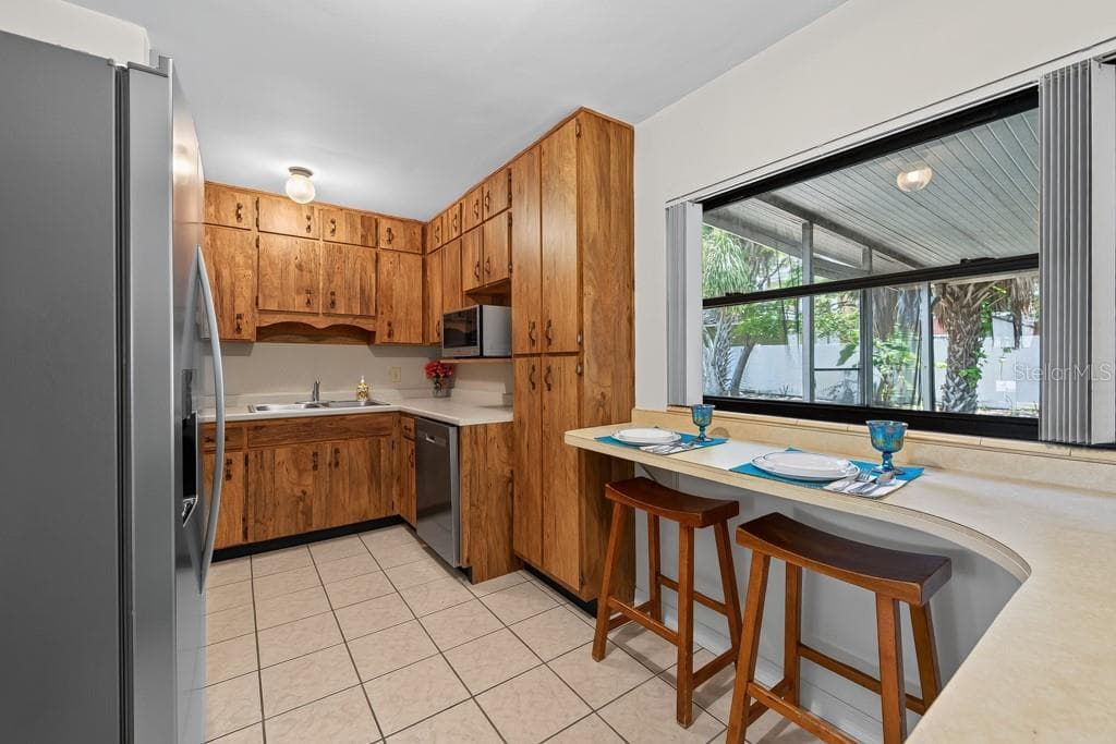 4306 GRADY AVENUE — photo 13 of 49