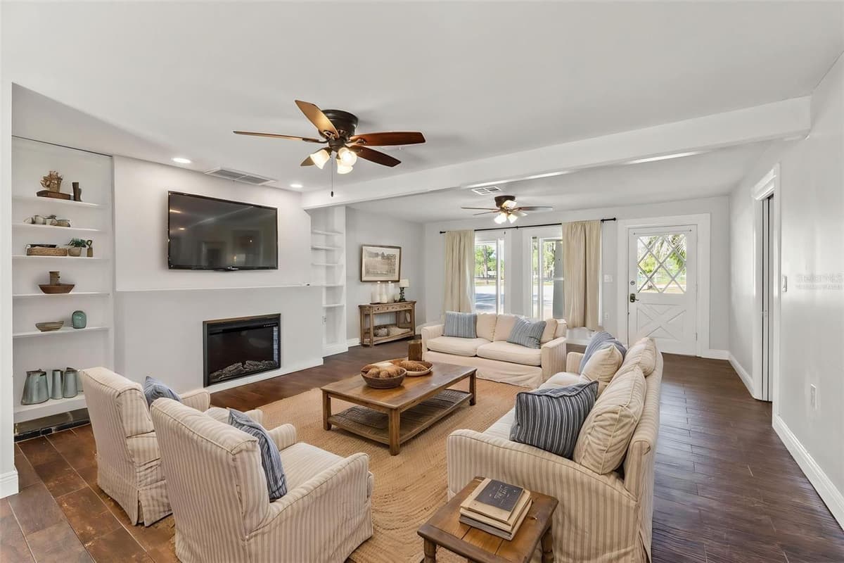 9850 ARROW DRIVE — photo 9 of 69
