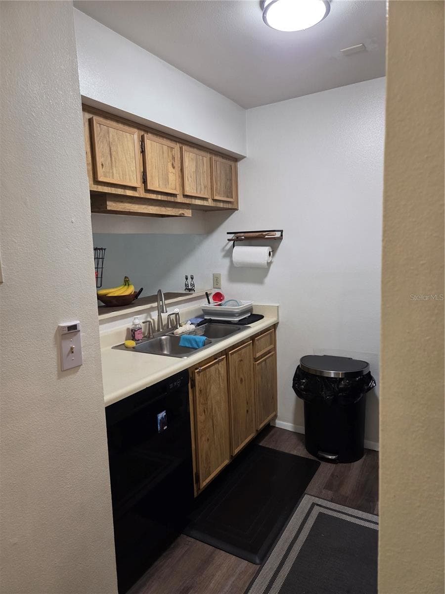 4033 DREAM OAK PLACE — photo 8 of 15