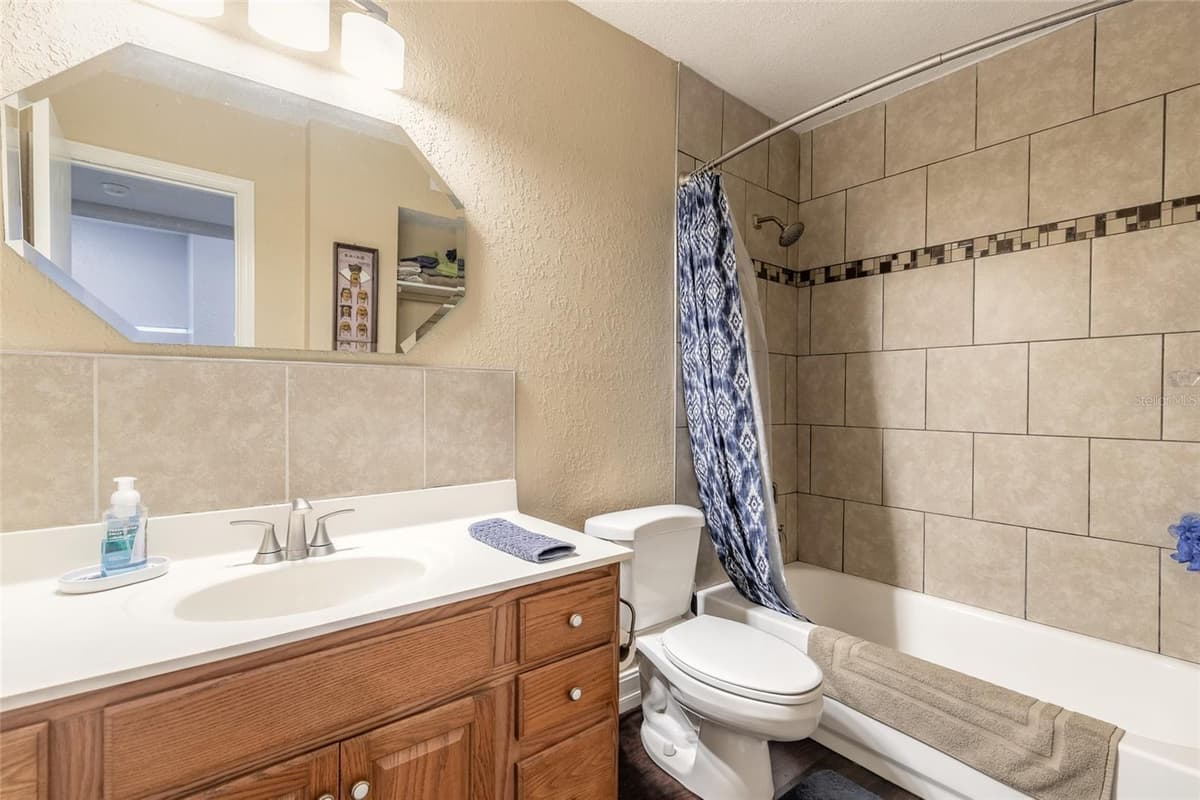 1401 PALMETTO AVENUE — photo 5 of 17