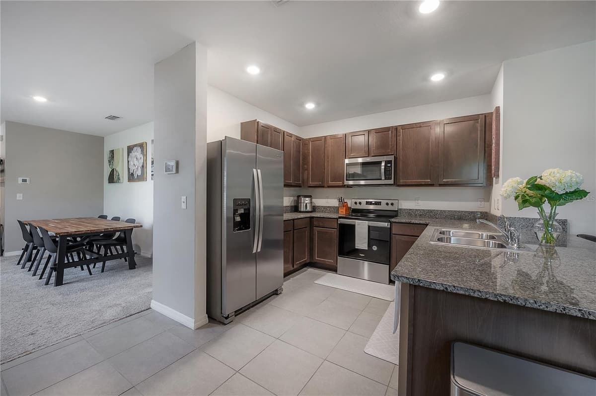 9031 WATER CHESTNUT DRIVE — photo 9 of 35
