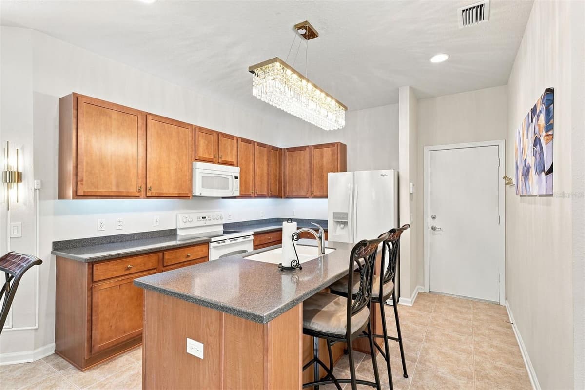 14217 WAKE ROBIN DRIVE — photo 22 of 77