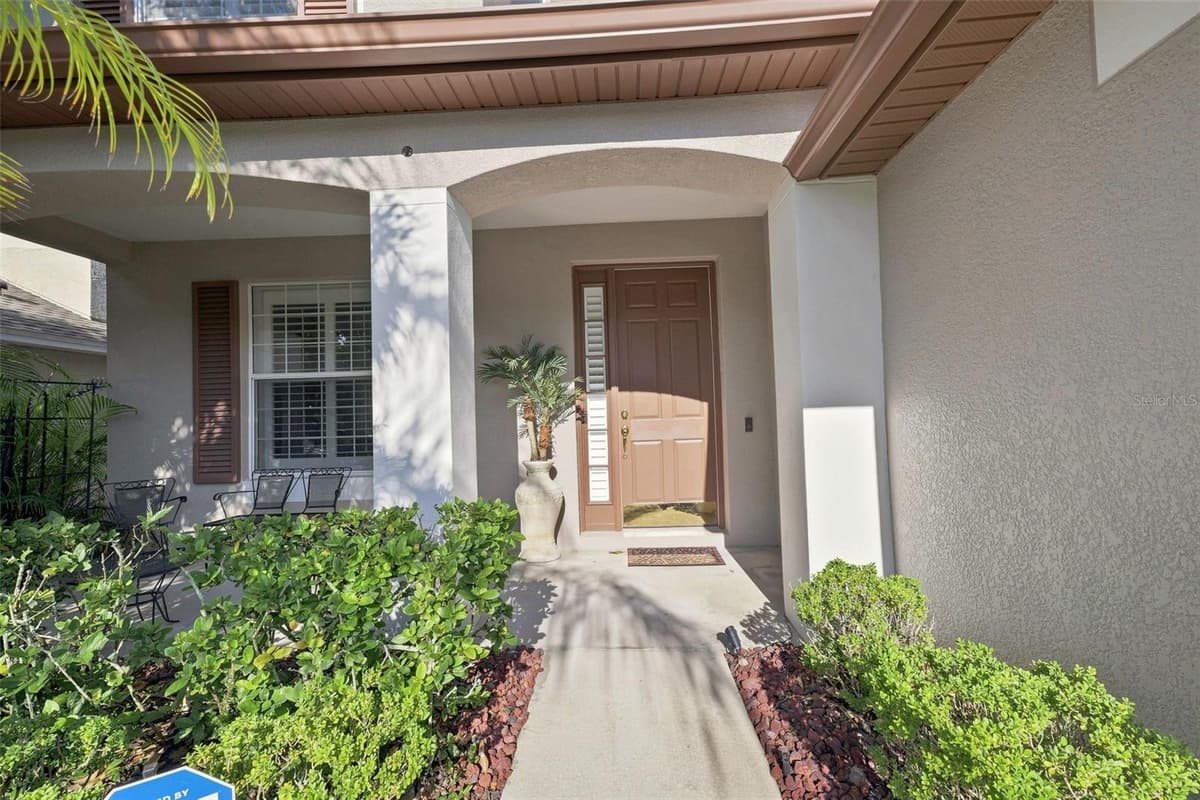 14217 WAKE ROBIN DRIVE — photo 7 of 77