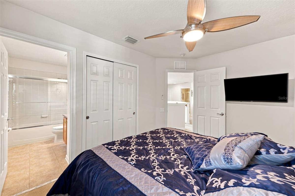 14217 WAKE ROBIN DRIVE — photo 46 of 77