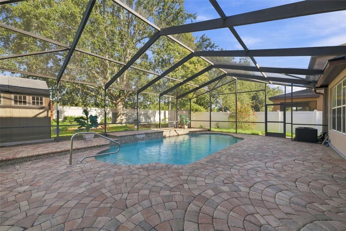 14217 WAKE ROBIN DRIVE — photo 52 of 77