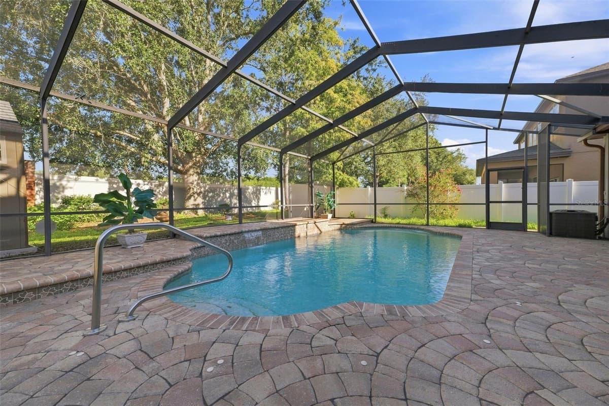 14217 WAKE ROBIN DRIVE — photo 51 of 77