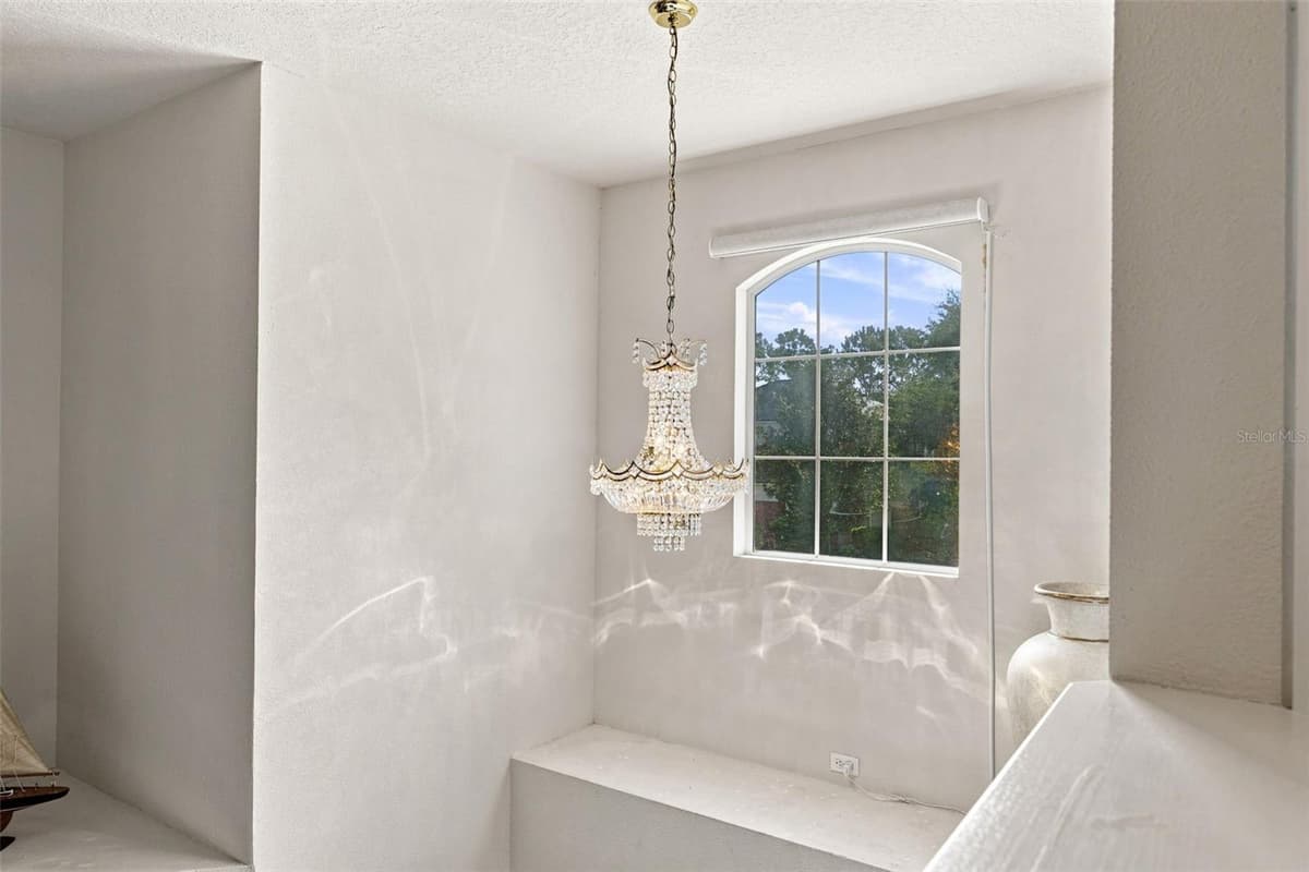 14217 WAKE ROBIN DRIVE — photo 33 of 77