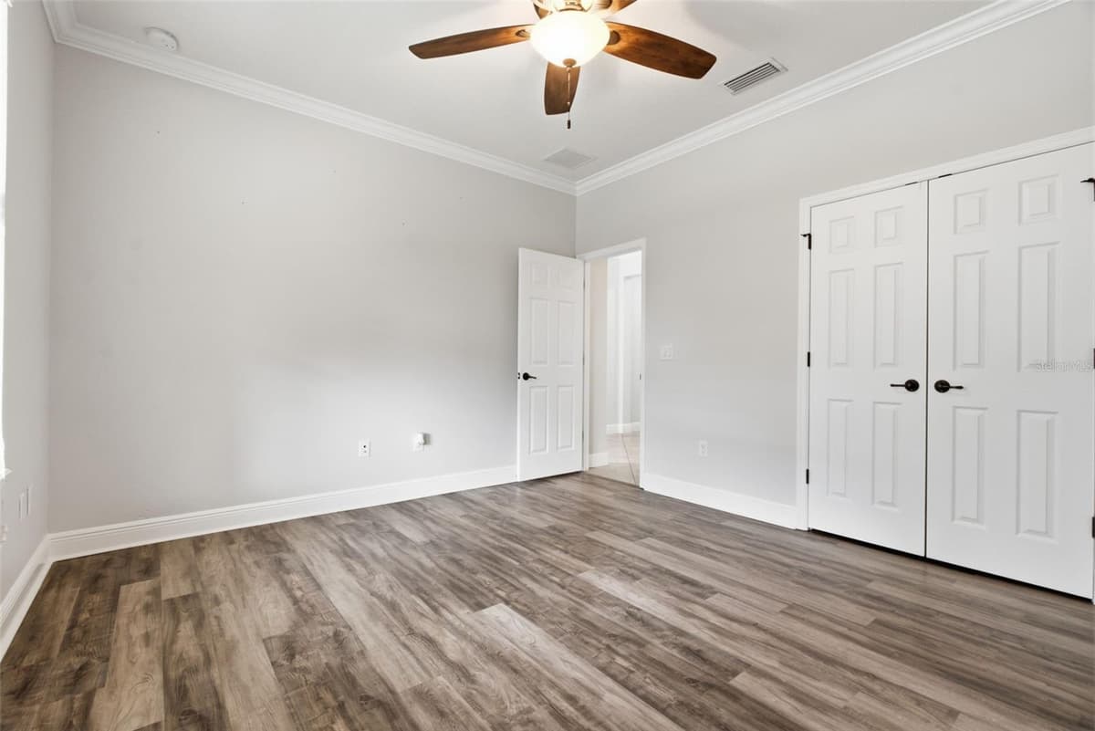 5821 JASPER GLEN DRIVE — photo 28 of 44