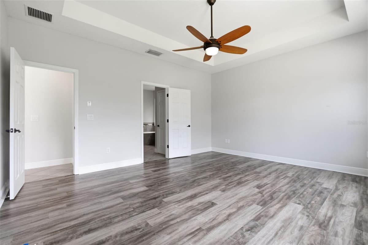 5821 JASPER GLEN DRIVE — photo 23 of 44