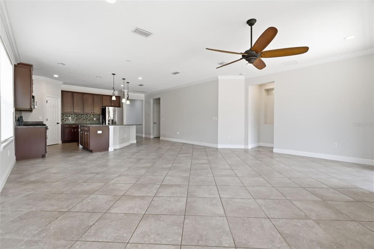 5821 JASPER GLEN DRIVE — photo 19 of 44