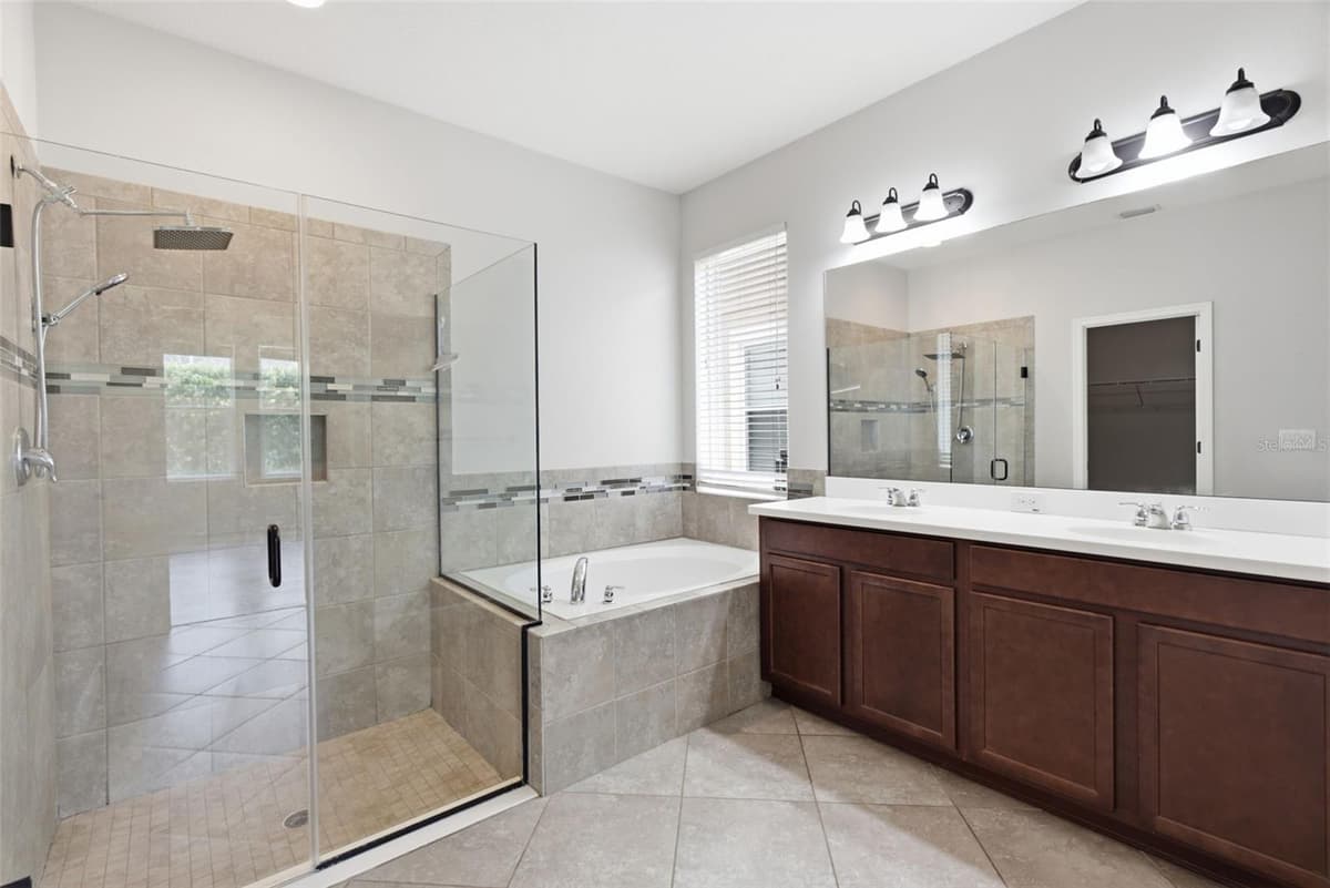 5821 JASPER GLEN DRIVE — photo 24 of 44
