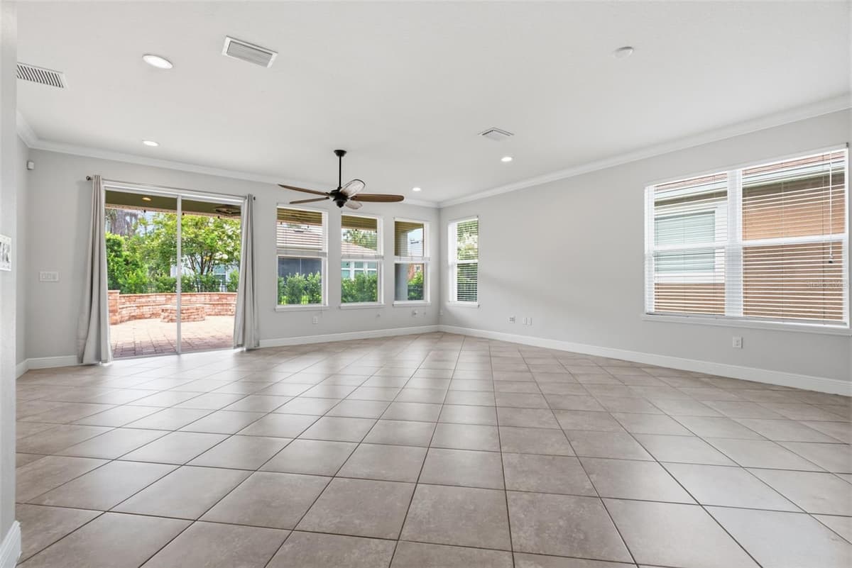 5821 JASPER GLEN DRIVE — photo 17 of 44