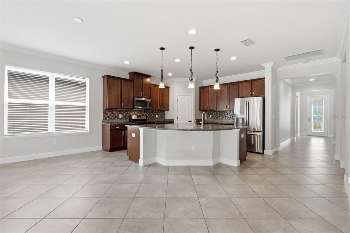 5821 JASPER GLEN DRIVE — photo 10 of 44