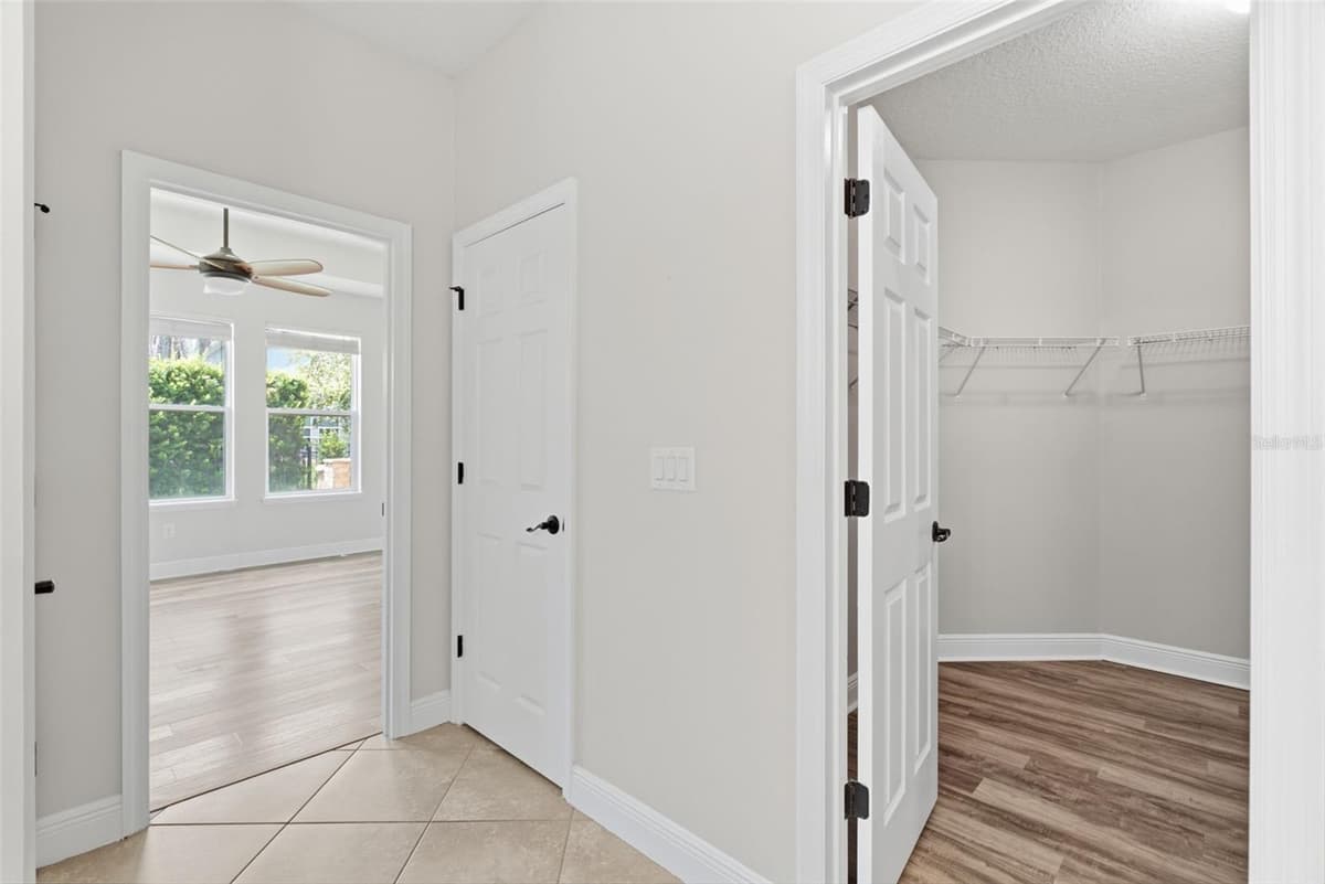 5821 JASPER GLEN DRIVE — photo 25 of 44