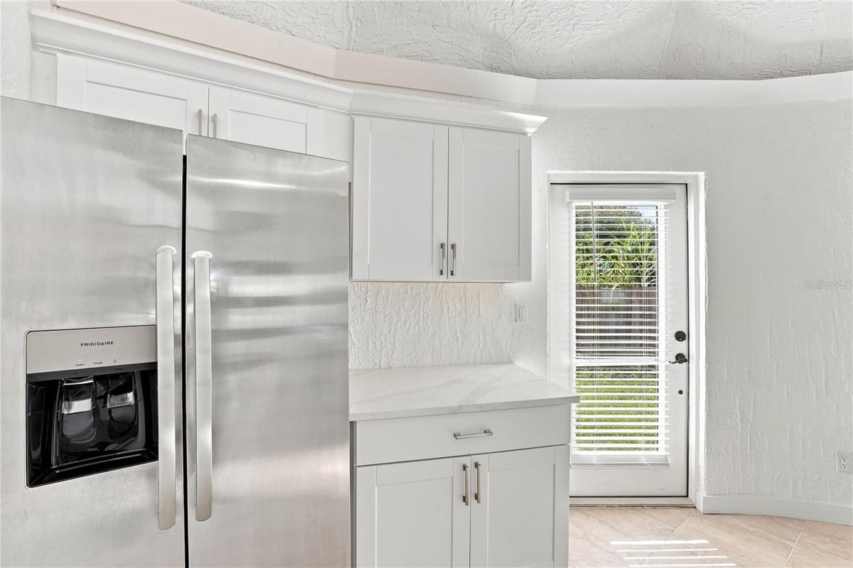 2881 GENTIAN ROAD — photo 10 of 24