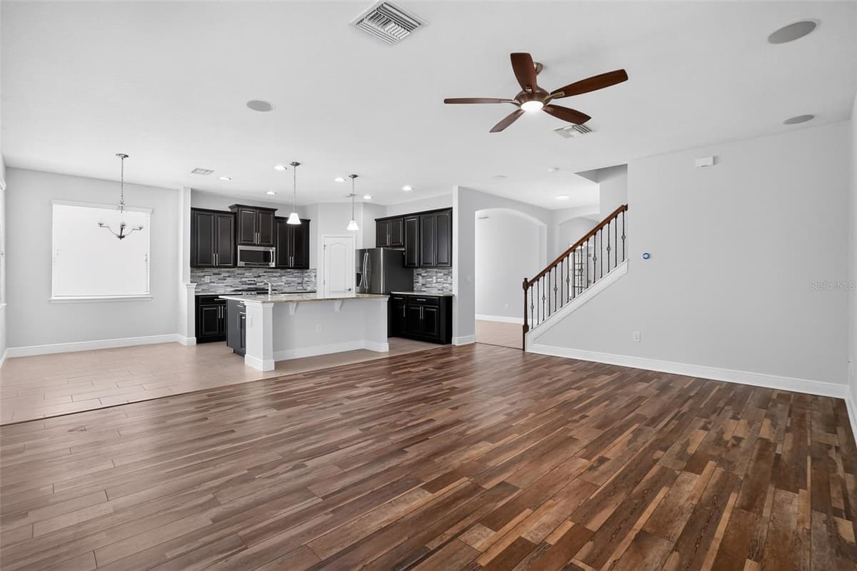 11014 SPRING POINT CIRCLE — photo 4 of 23