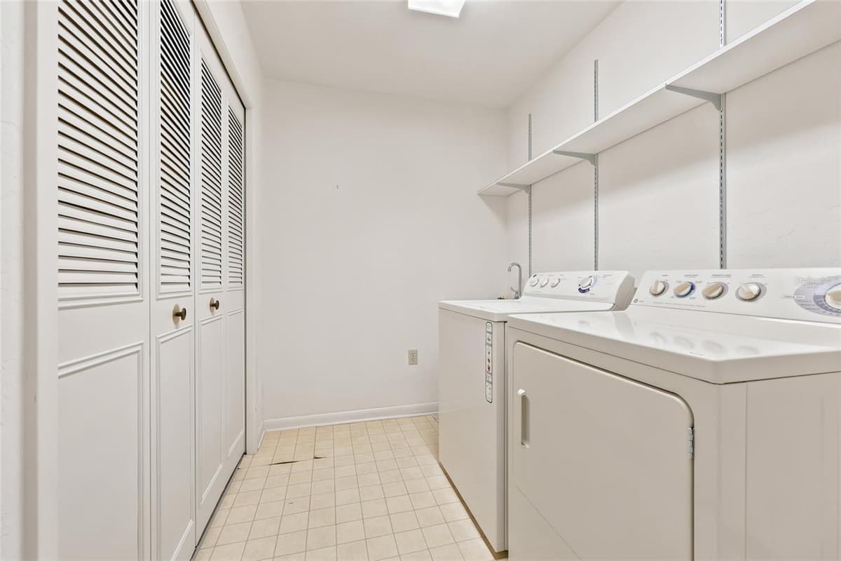 4630 12TH PLACE — photo 36 of 37
