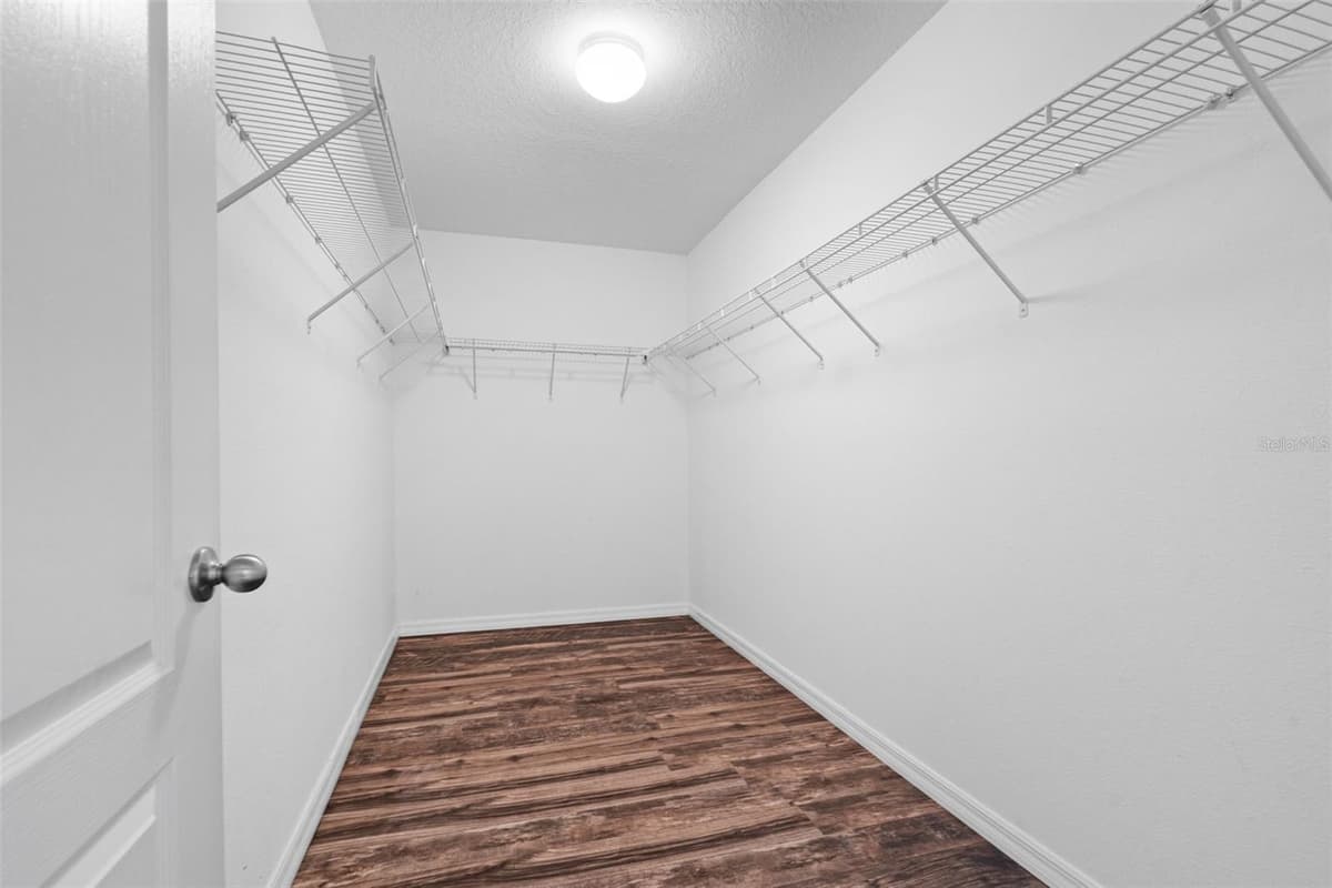 13728 REINDEER CIRCLE — photo 33 of 59