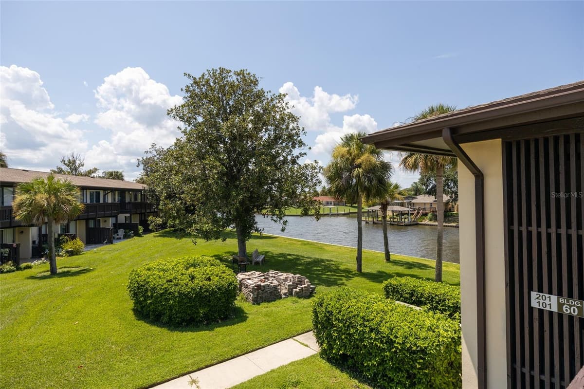 60 CLUB HOUSE DRIVE — photo 41 of 52
