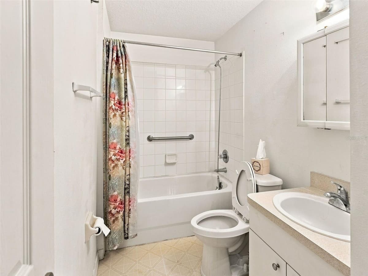 1037 YUKON STREET — photo 18 of 30