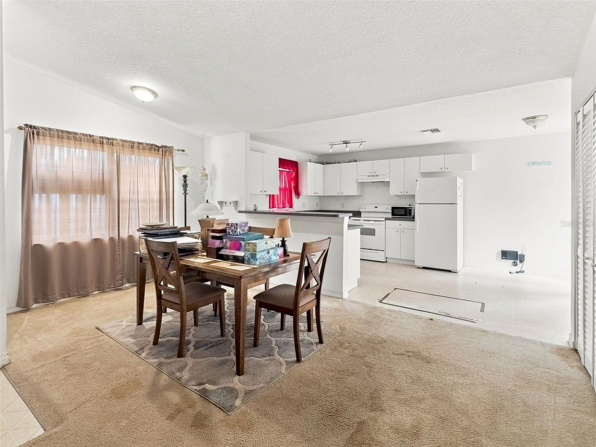 1037 YUKON STREET — photo 4 of 30