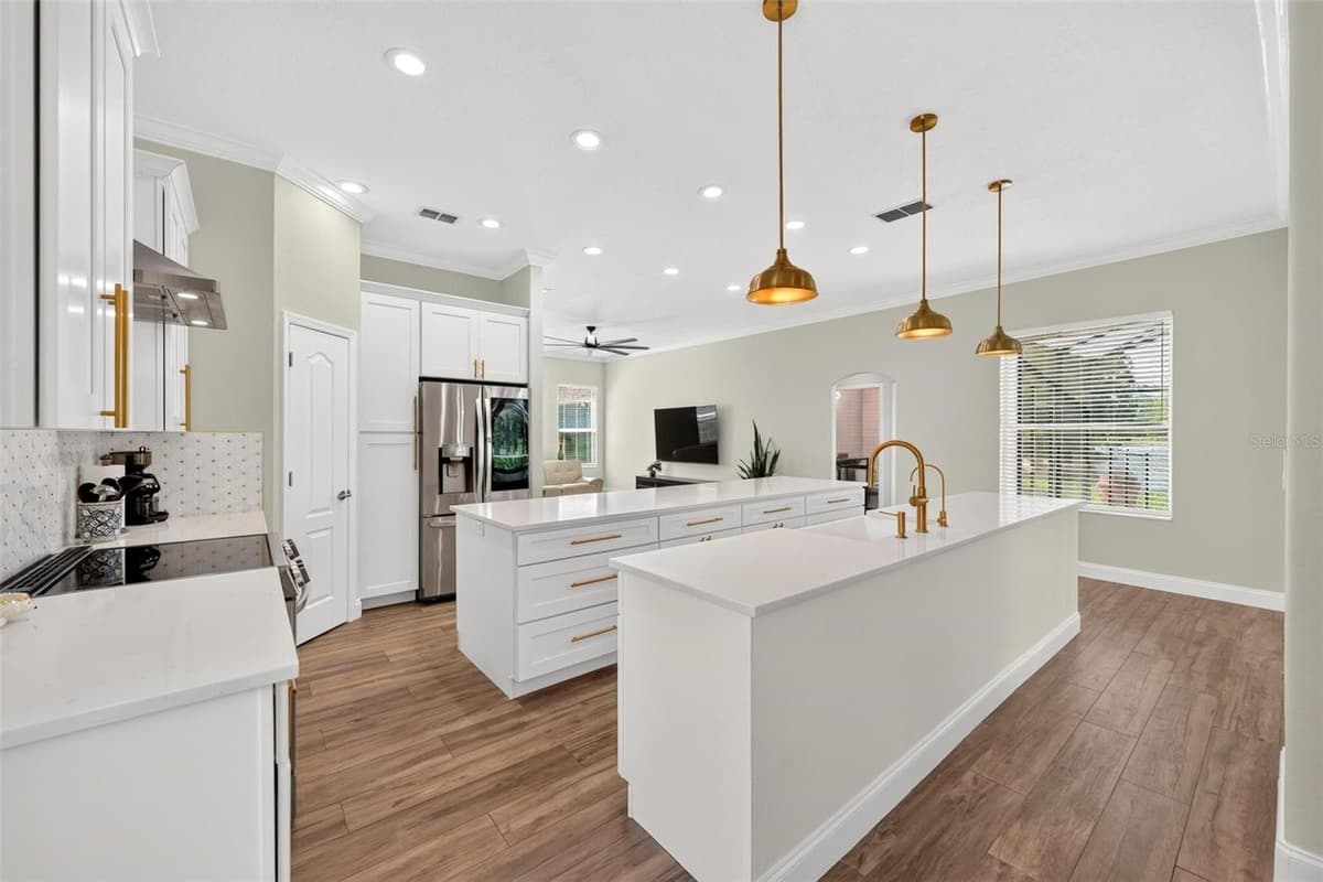 233 RANDON TERRACE — photo 4 of 54