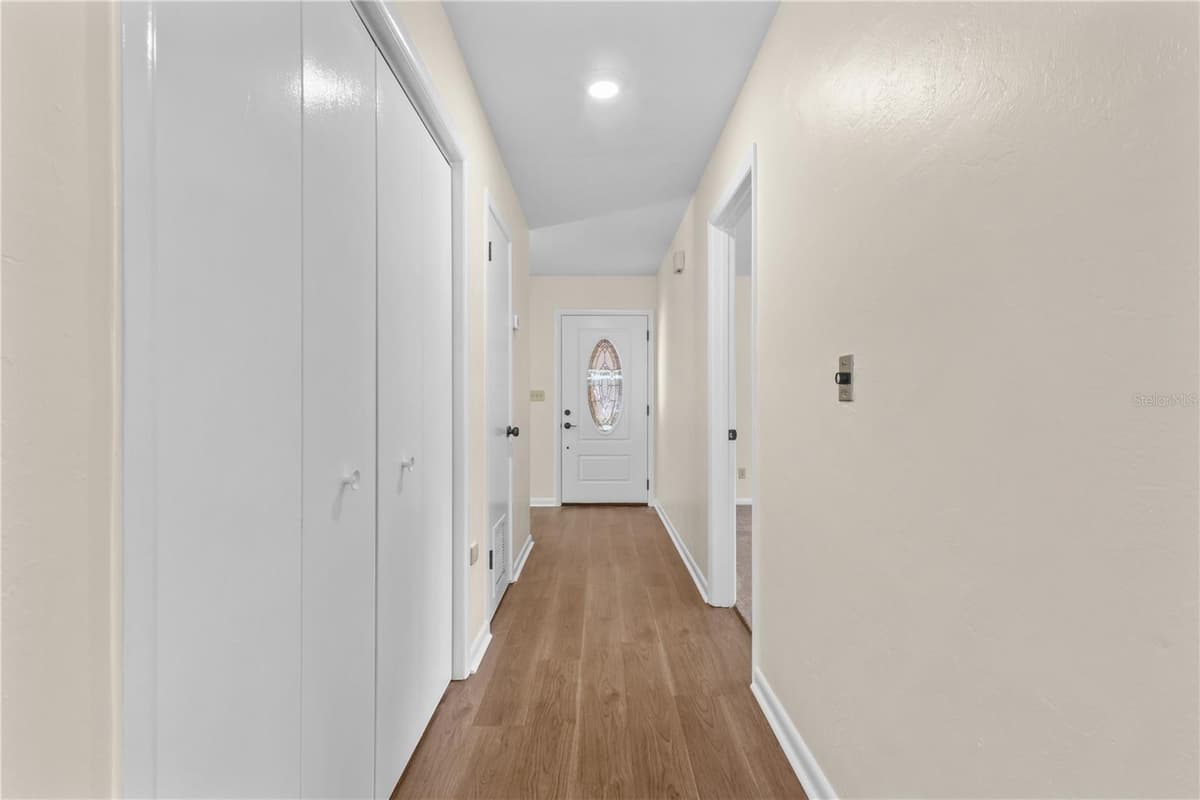 1108 2ND AVENUE — photo 11 of 46