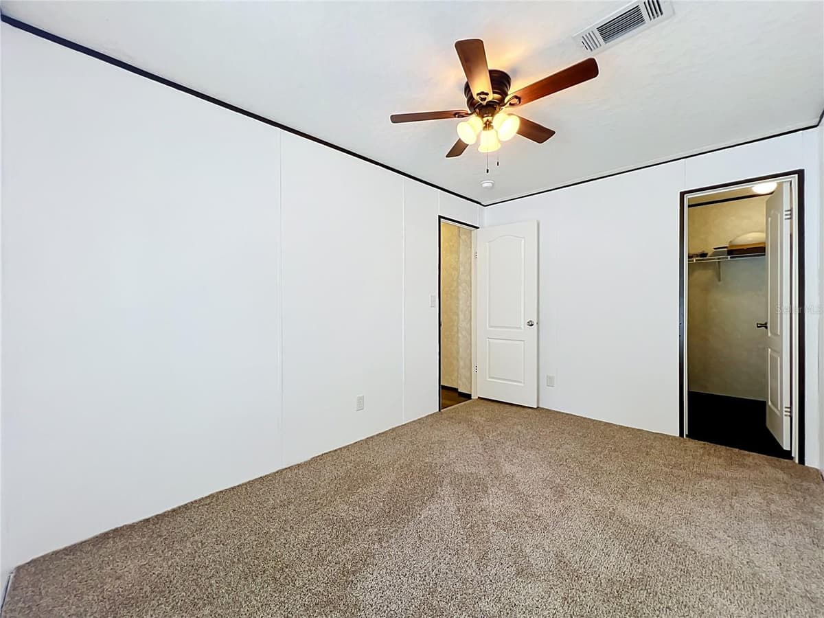 2104 OLD DIXIE HIGHWAY — photo 16 of 32