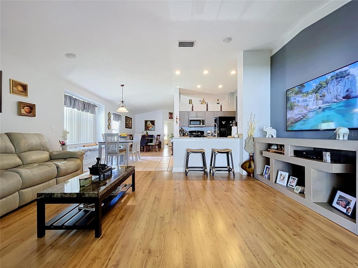 1433 GREELY COURT — photo 16 of 45
