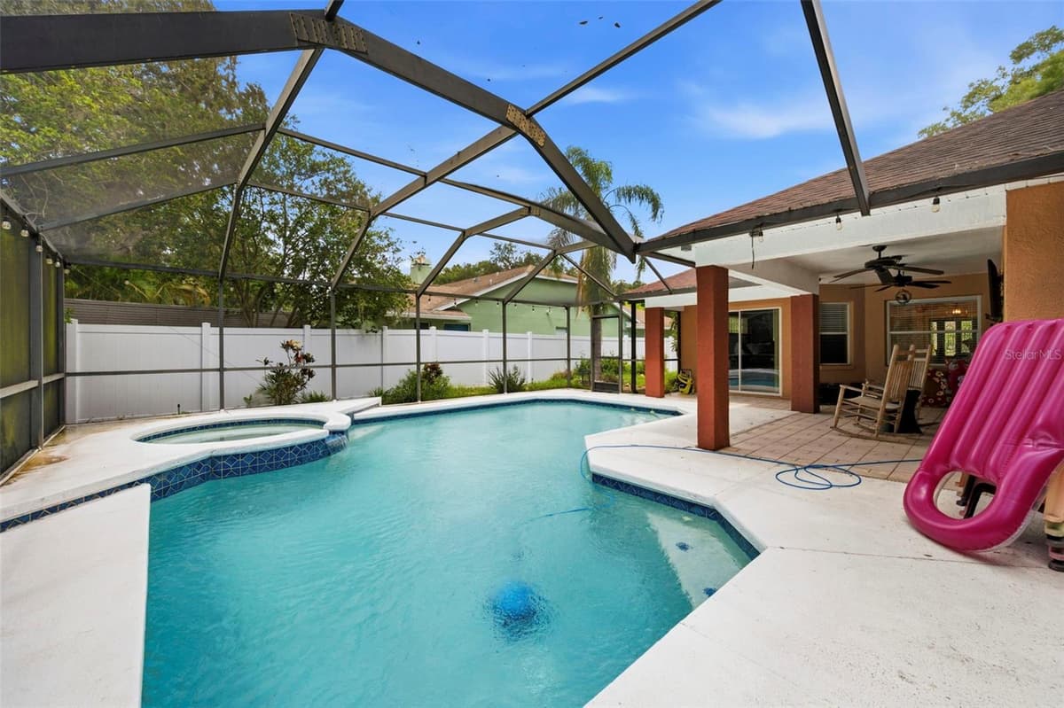 16502 CAYMAN DRIVE — photo 30 of 33