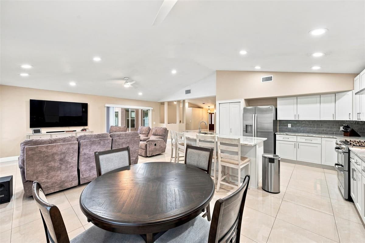 16502 CAYMAN DRIVE — photo 5 of 33