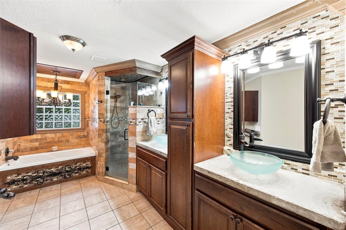 16502 CAYMAN DRIVE — photo 19 of 33