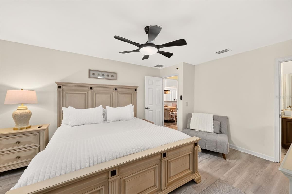 1745 LAKEWOOD DRIVE — photo 17 of 54