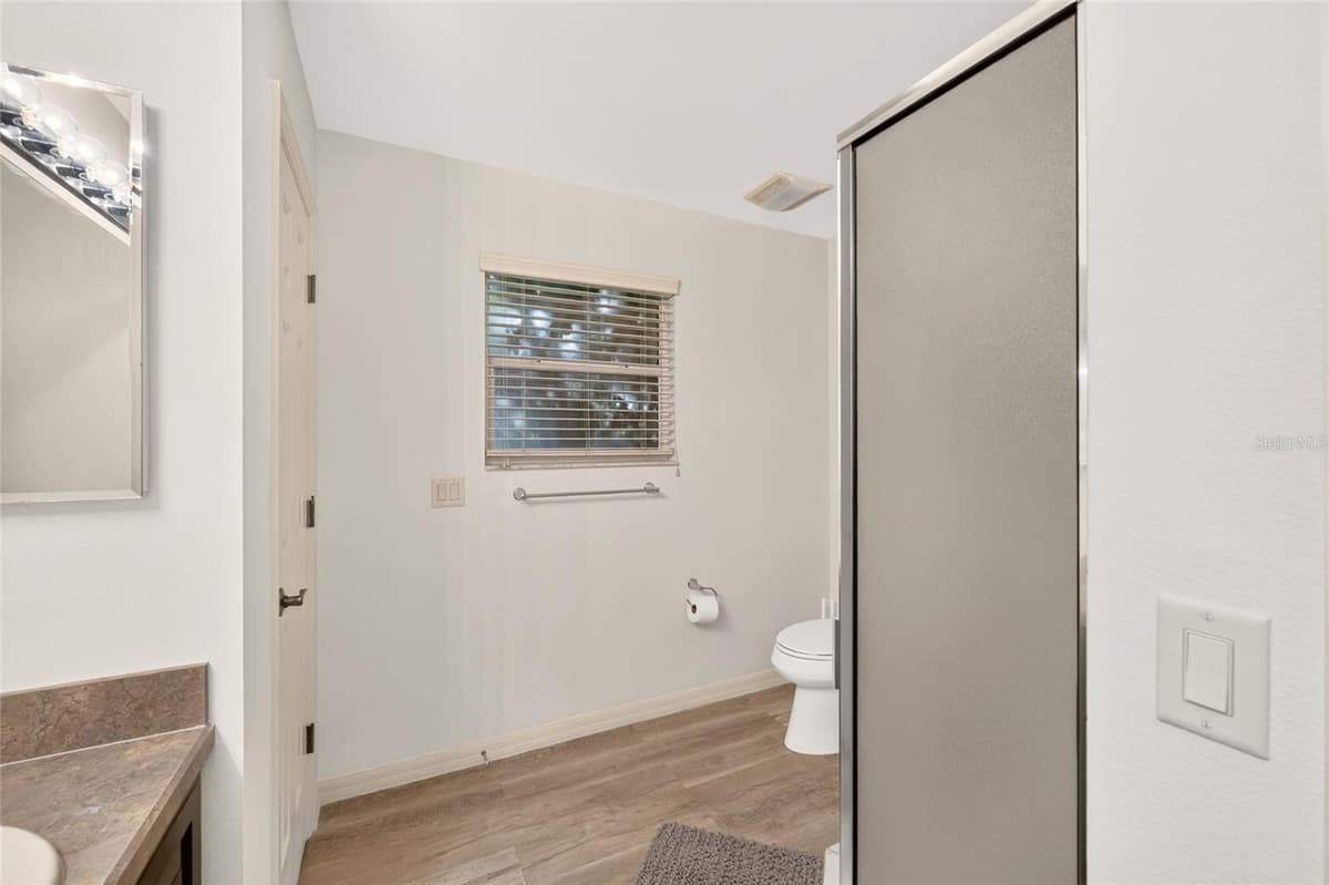 1745 LAKEWOOD DRIVE — photo 20 of 54