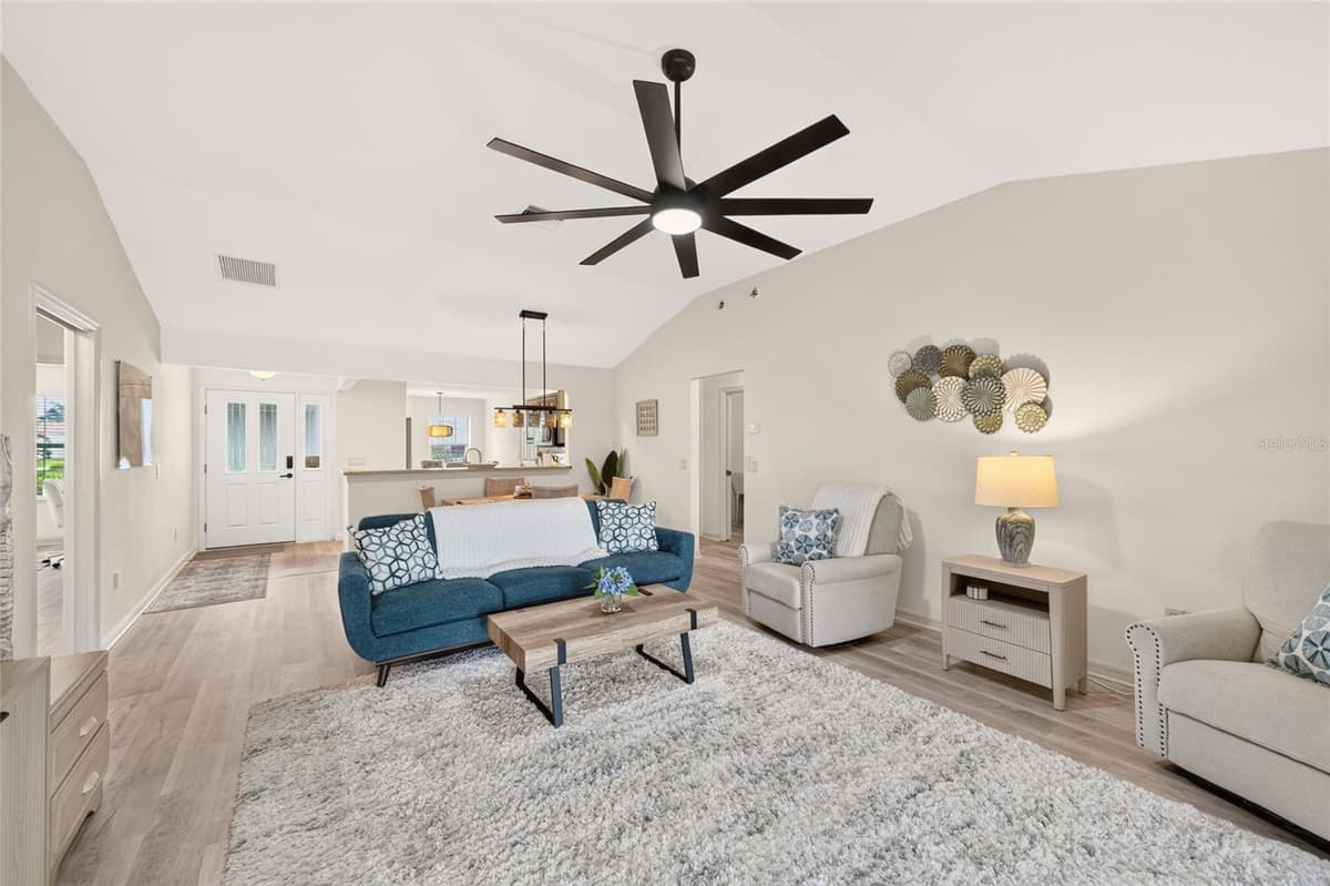 1745 LAKEWOOD DRIVE — photo 9 of 54