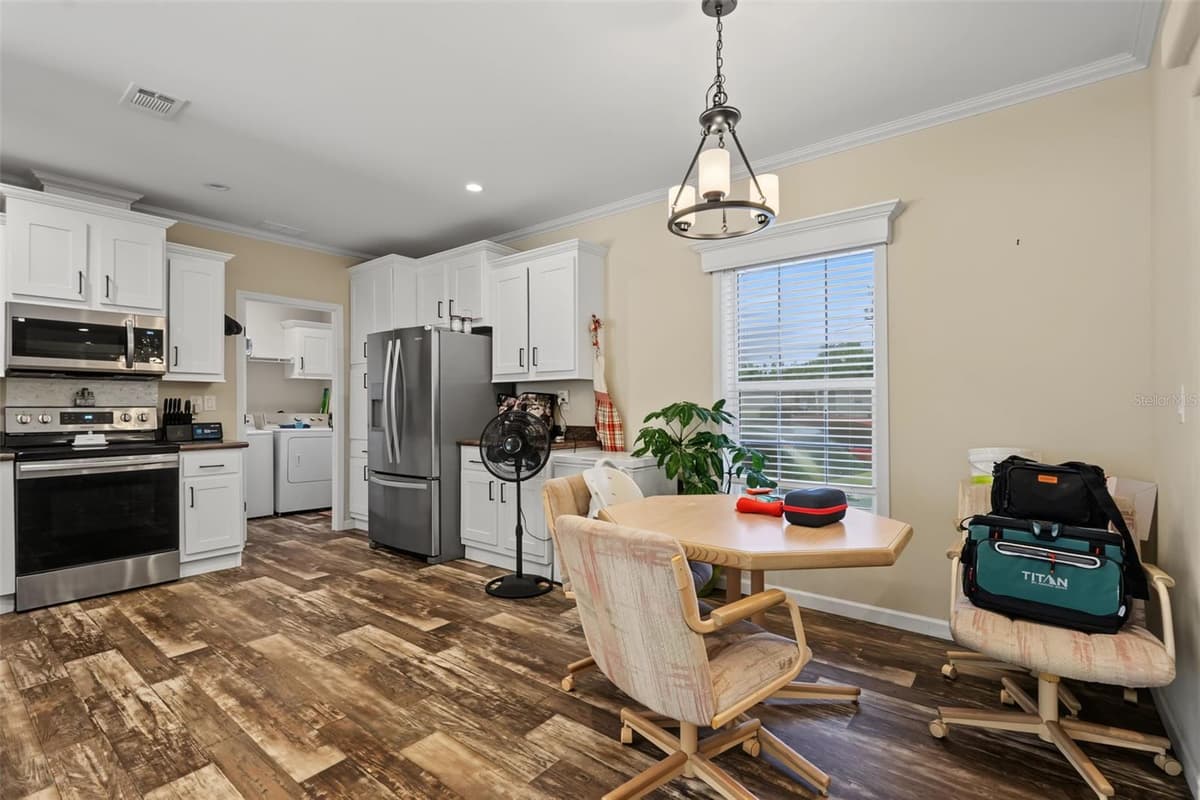6415 MANGROVE DRIVE — photo 38 of 40