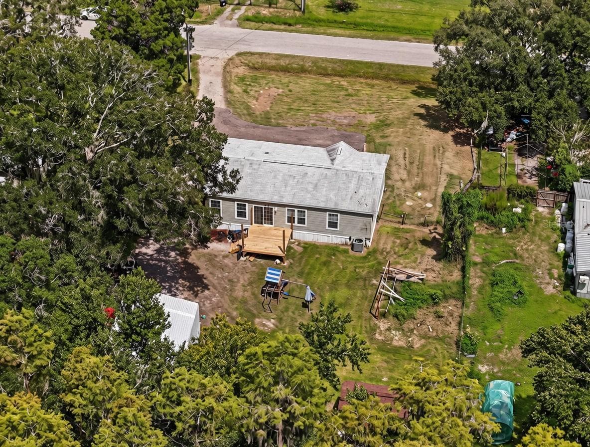 6415 MANGROVE DRIVE — photo 29 of 40