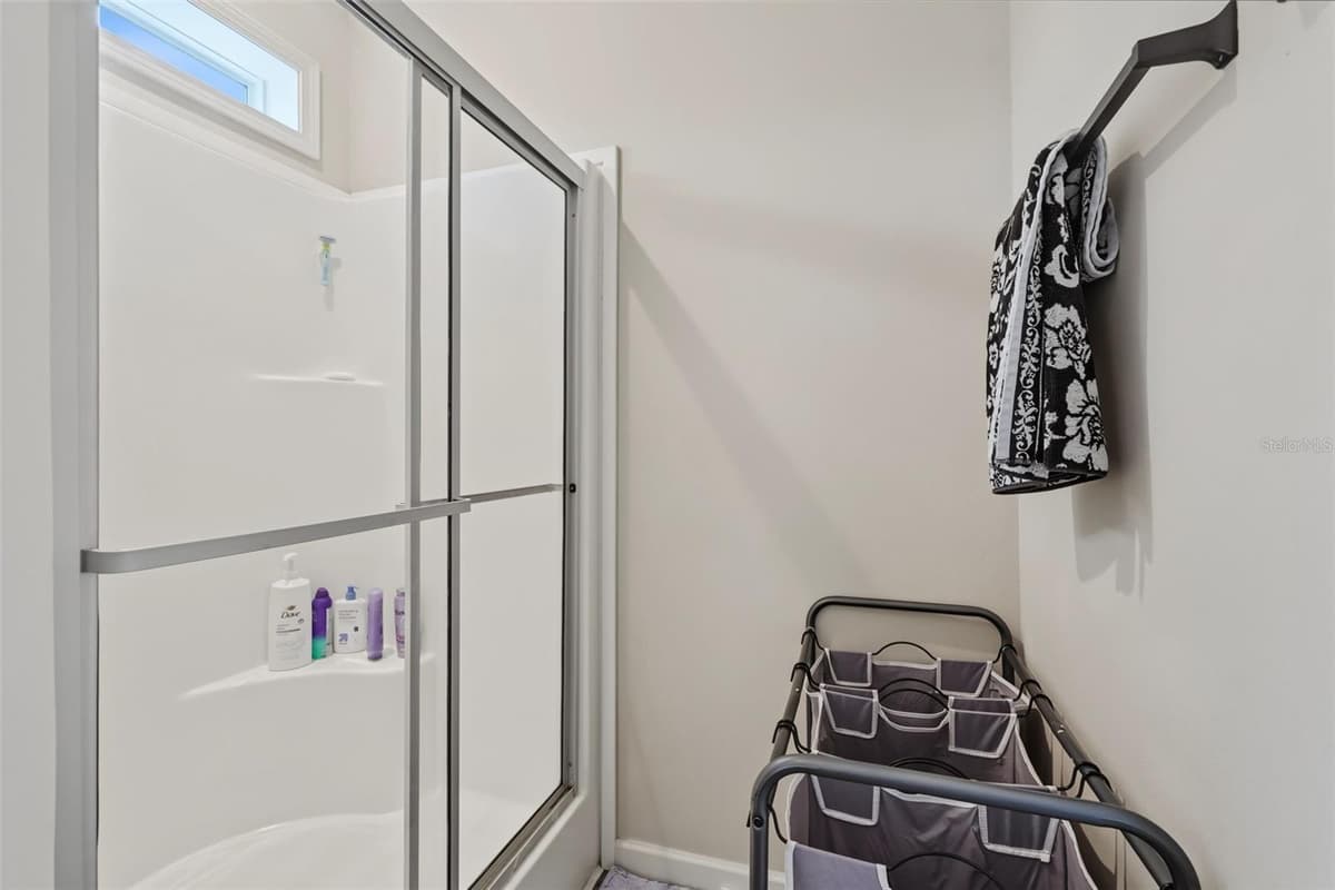 6415 MANGROVE DRIVE — photo 15 of 40