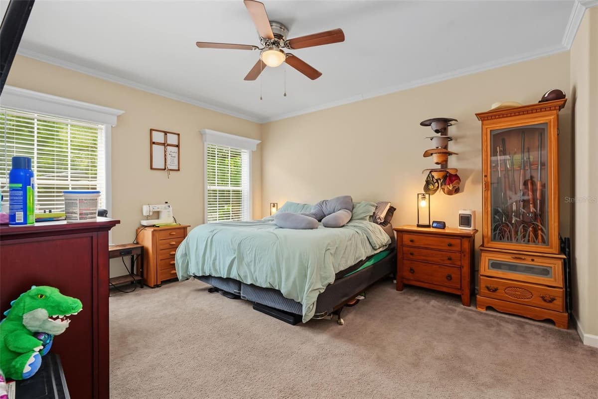 6415 MANGROVE DRIVE — photo 10 of 40