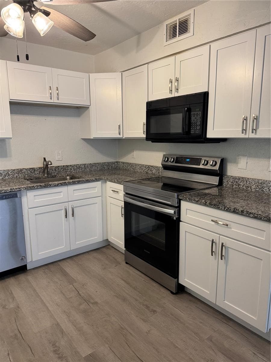 3427 CLARK RD — photo 10 of 20