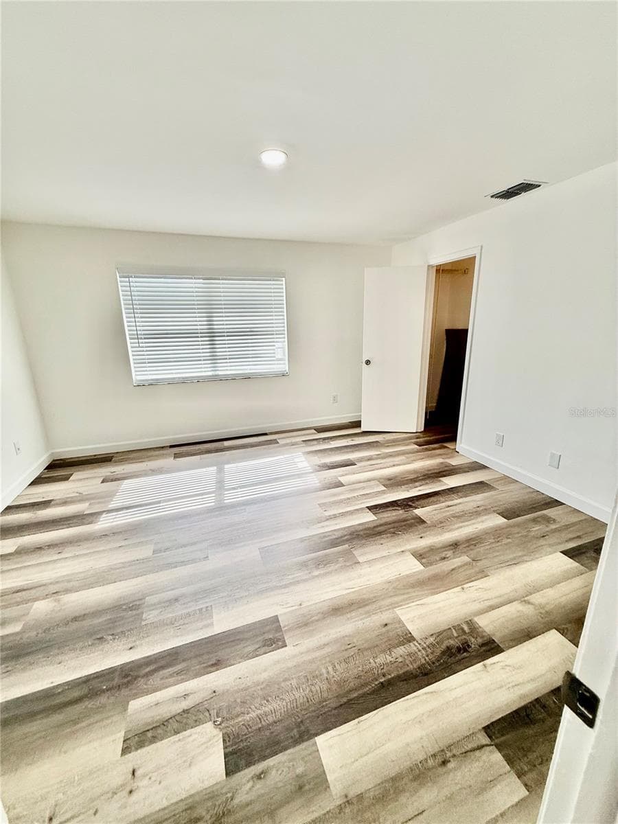 14106 VILLAGE TERRACE DRIVE — photo 4 of 45