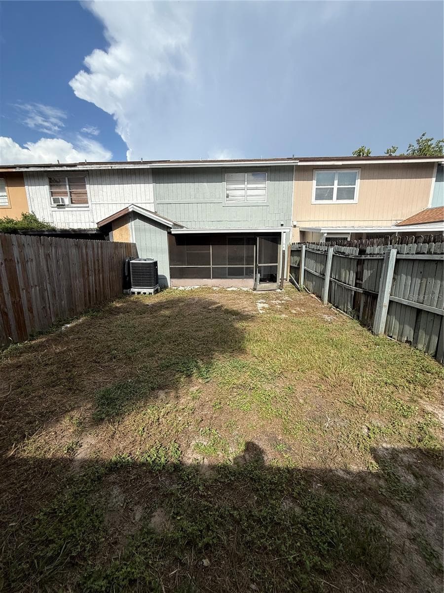 14106 VILLAGE TERRACE DRIVE — photo 27 of 45