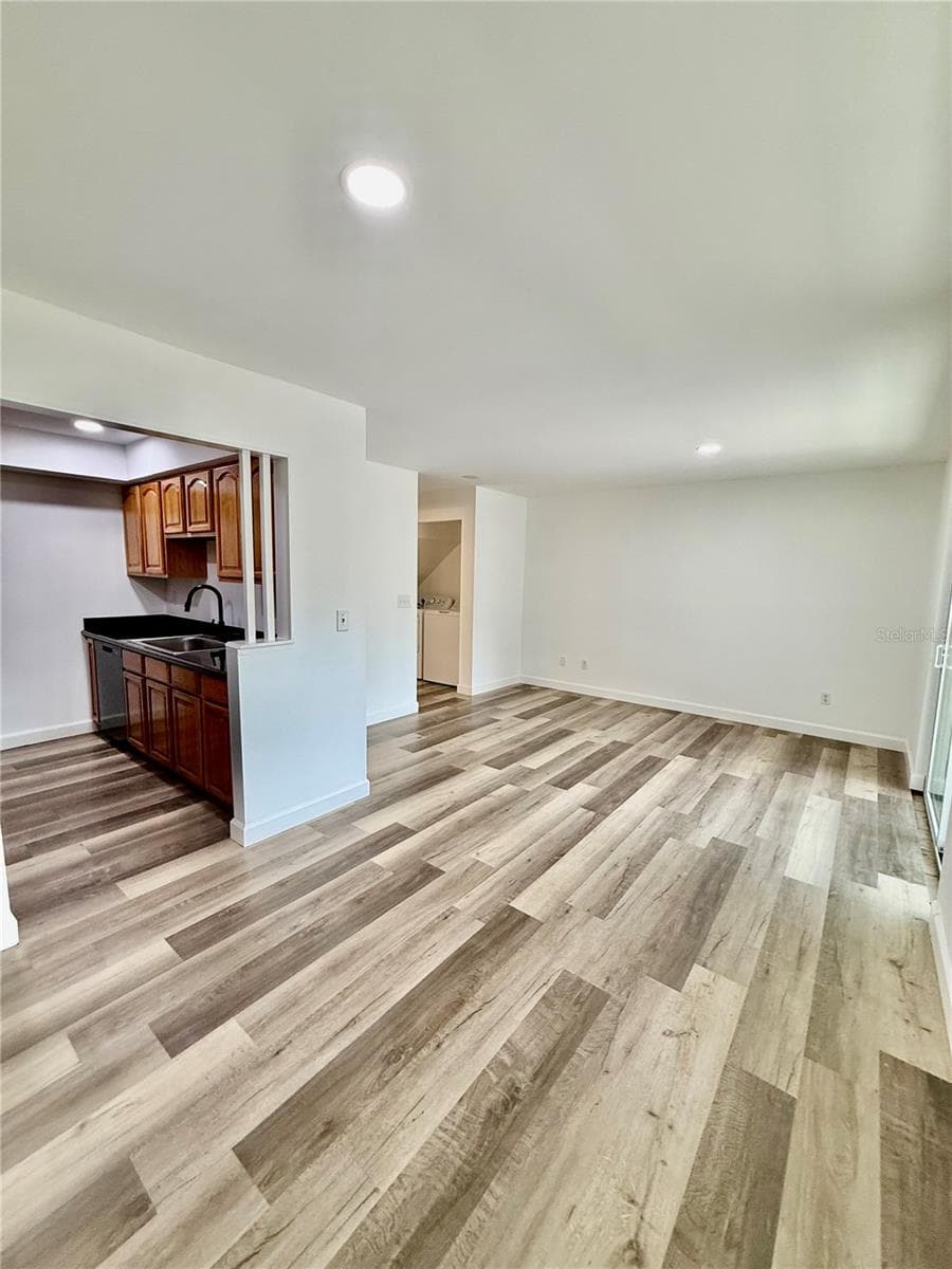 14106 VILLAGE TERRACE DRIVE — photo 24 of 45