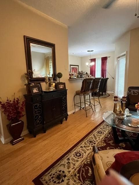 1910 PALM AVENUE — photo 5 of 49